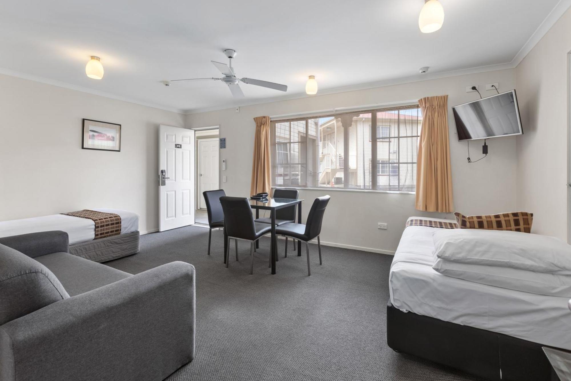 Bks Pioneer Motel Auckland Bilik gambar